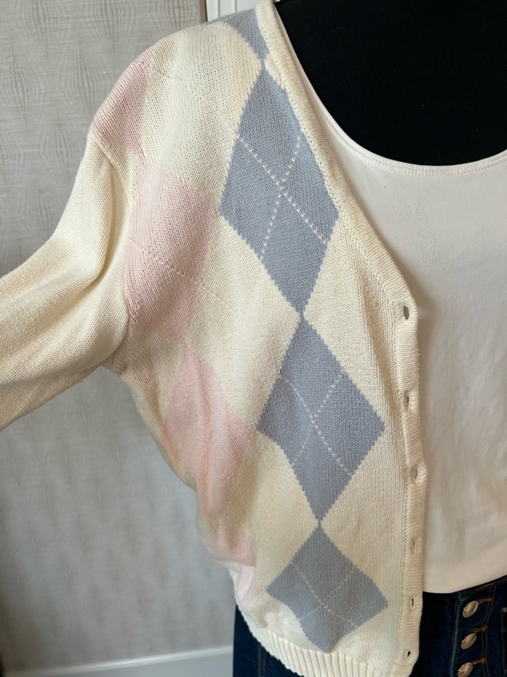 Cream Argyle Knit Cardigan with Pastel Pink and Light Blue